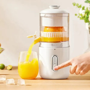 FreshSqueeze Portable Juice Squeezer